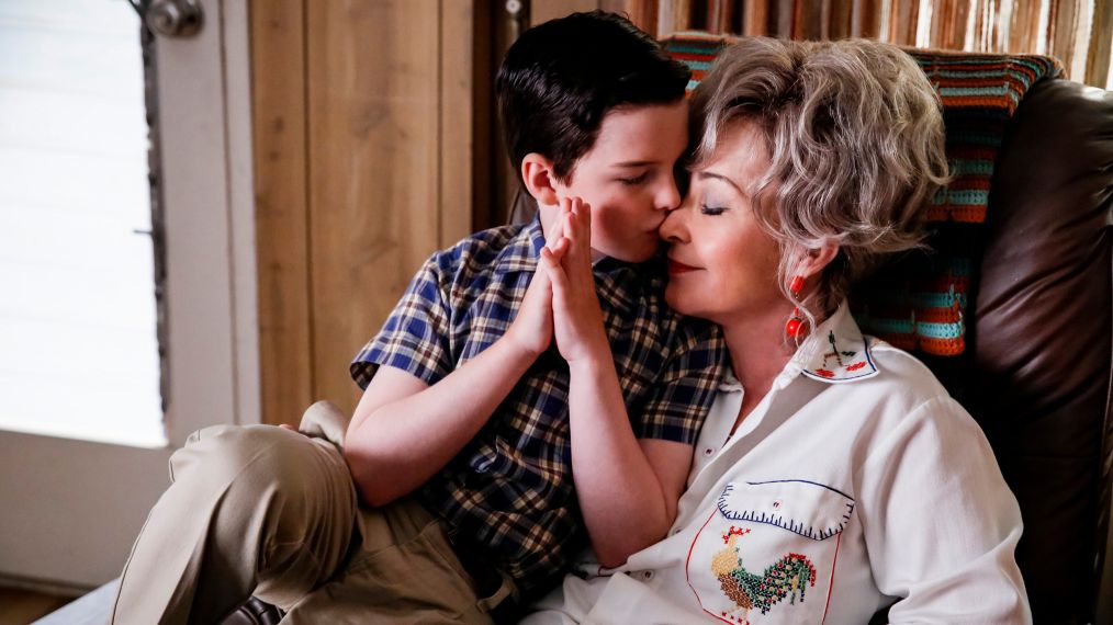 Iain Armitage as Sheldon and Annie Potts as Meemaw behind the scenes of Young Sheldon - 'A Crisis of Faith and Octopus Aliens'