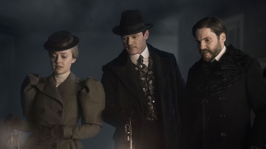 The Alienist - Dakota Fanning, Luke Evans, and Daniel Brühl