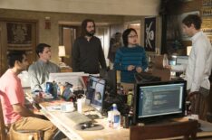 Kumail Nanjiani, Zach Woods, Martin Starr, Jimmy O. Yang, and Thomas Middleditch in Silicon Valley