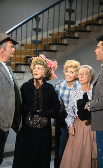 Scene from The Beverly Hillbillies - Buddy Ebsen as Jed Clampett, Bea Benaderet as cousin Pearl Bodine, Donna Douglas as Elly May Clampett, Irene Ryan as Granny Daisy Moses, and Max Baer Jr., as Jethro Bodine