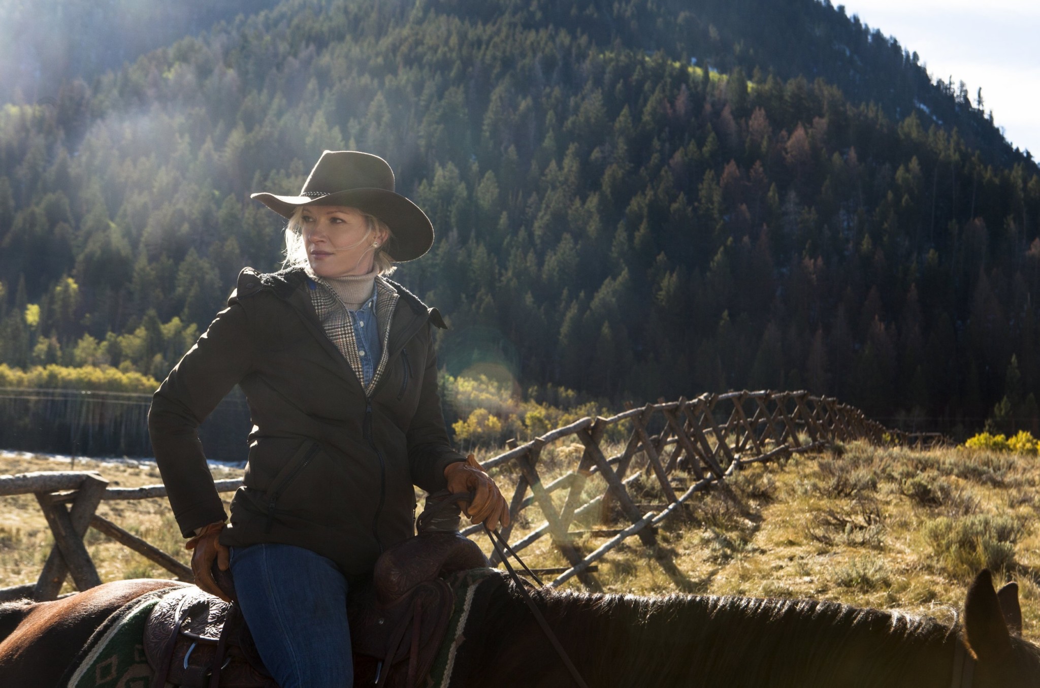 GretchenMol_Yellowstone (2)