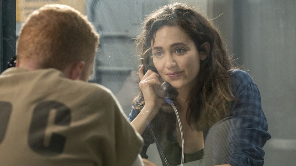 Emmy Rossum as Fiona Gallagher in SHAMELESS (Season 9, Episode 01, 