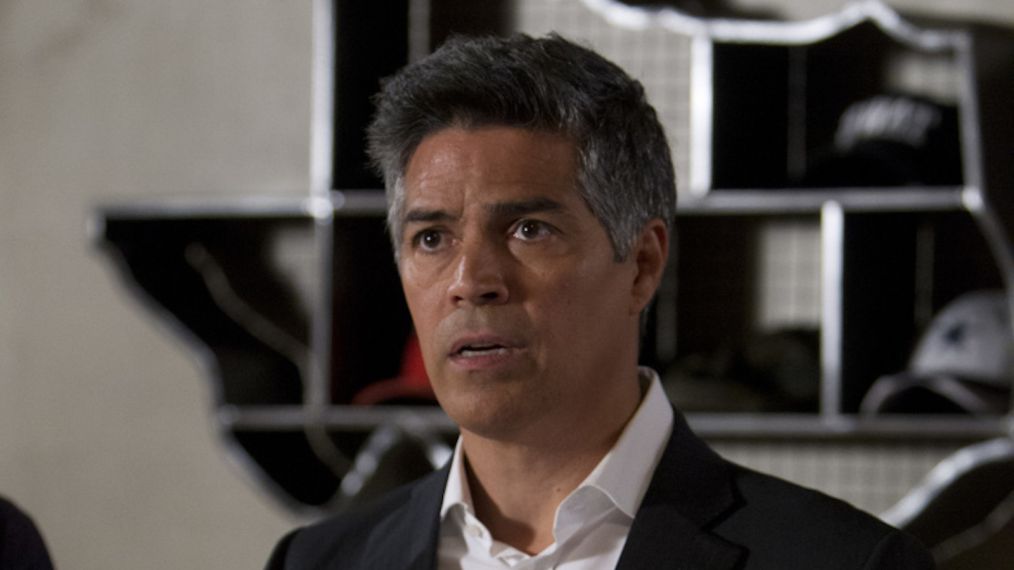 esai-morales