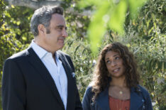 Single Parents - 'Pilot' - Kimrie Lewis, Brad Garrett