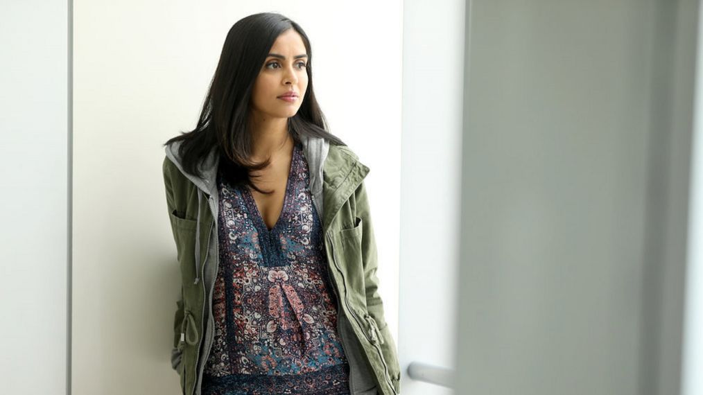 Parveen Kaur as Saanvi in Manifest - Pilot