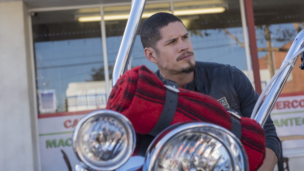 Mayans M.C. - JD Pardo as EZ Reyes