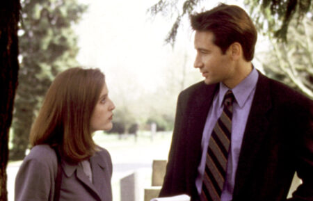 Gillian Anderson and David Duchovny in the Pilot episode of The X-FIles