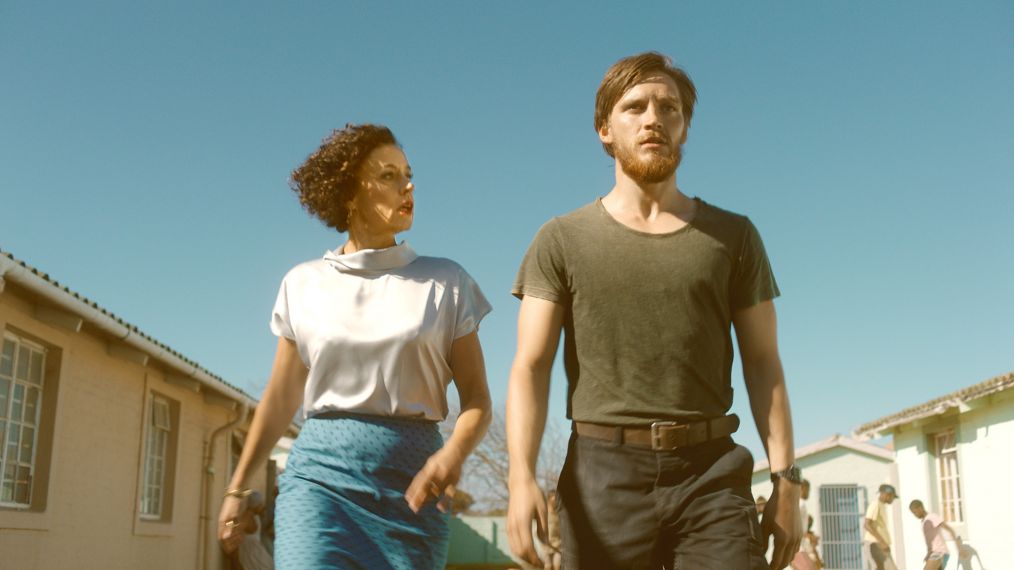 Deutschland 86 -Maria Schrader as Lenora Rauch and Jonas Nay as Martin Rauch in Deutschland 86. Photo Credit: UFA Fiction/Freemantle Media/SundanceTV