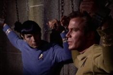 Star Trek - Leonard Nimoy as Spock and William Shatner as James T. Kirk in the episode 'Catspaw' - Season 2, Episode 7