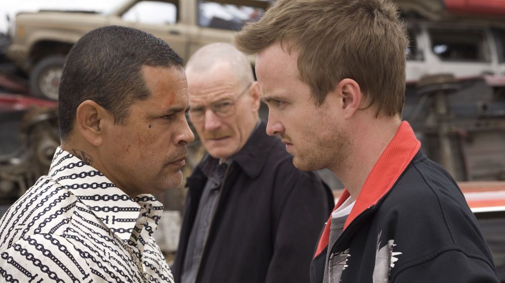 Tuco (Raymond Cruz), Walter White (Bryan Cranston), and Jesse Pinkman (Aaron Paul) - Breaking Bad - Season 2, Episode 1