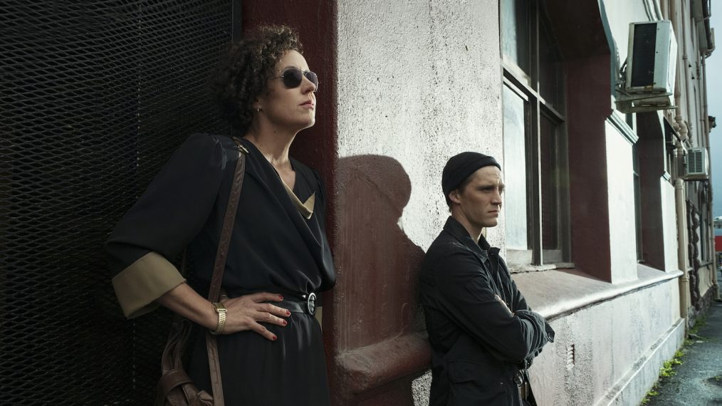Maria Schrader as Lenora and Jonas Nay as Martin in Deutschland 86 - Season 2, Episode 2