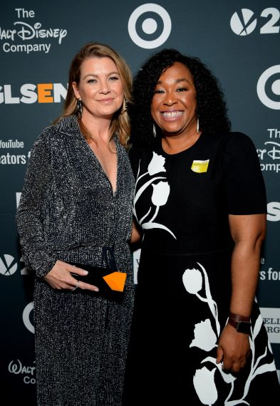 BEVERLY HILLS, CALIFORNIA - OCTOBER 19: Ellen Pompeo (L) and Shonda Rhimes attend the GLSEN Respect Awards at the Beverly Wilshire Four Seasons Hotel on October 19, 2018 in Beverly Hills, California. (Photo by Emma McIntyre/Getty Images for GLSEN)