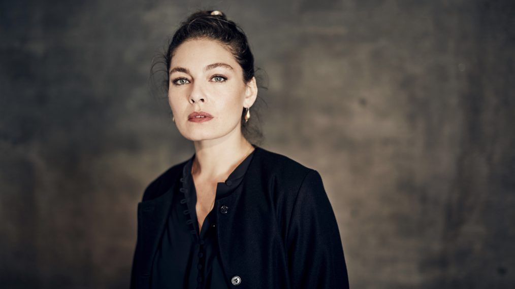 Alexa Davalos