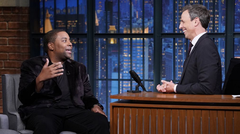 LATE NIGHT WITH SETH MEYERS -- Episode 741 -- Pictured: (l-r) Comedian Kenan Thompson during an interview with host Seth Meyers on October 1, 2018 -- (Photo by: Lloyd Bishop/NBC)