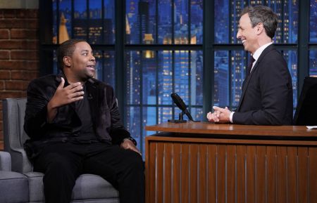 LATE NIGHT WITH SETH MEYERS -- Episode 741 -- Pictured: (l-r) Comedian Kenan Thompson during an interview with host Seth Meyers on October 1, 2018 -- (Photo by: Lloyd Bishop/NBC)