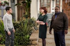 The Neighborhood - Max Greenfield (Dave Johnson), Marilu Henner (Paula) and Cedric the Entertainer (Calvin Butler) - 'Welcome to Thanksgiving'