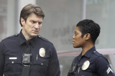 Nathan Fillion and Afton Williamson in The Rookie