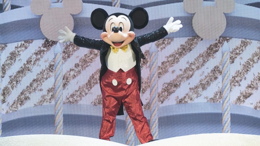 MICKEY'S 90TH SPECTACULAR - 