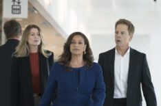 Ellen Pompeo, Debbie Allen, Greg Germann in Grey's Anatomy