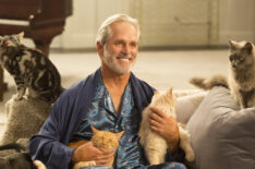 Gregory Harrison with many cats in 'American Housewife'