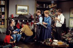Henry Winkler Reflects on 'Happy Days' 'Emotional' Christmas Special