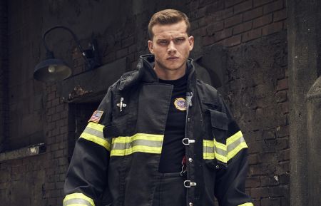 9-1-1: Oliver Stark. CR: Mathieu Young/ FOX. © 2018 FOX Broadcasting.