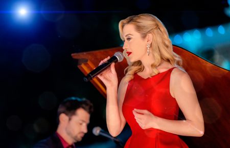 Kellie Pickler in Christmas At Graceland