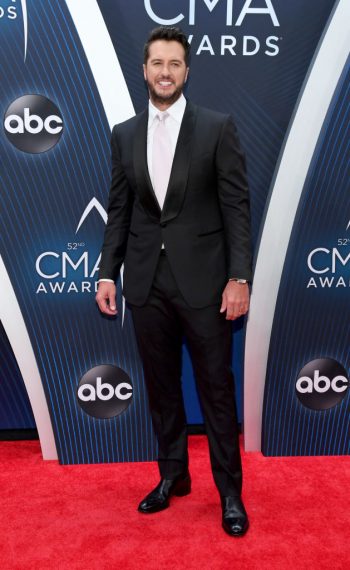 The 52nd Annual CMA Awards - Arrivals