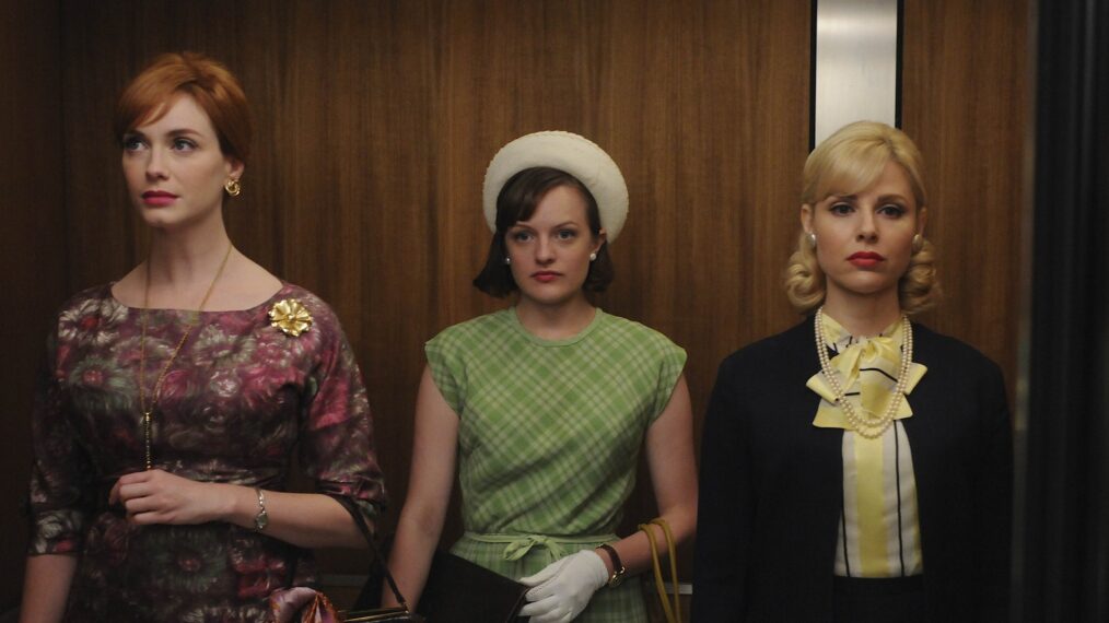 Joan Harris (Christina Hendricks), Peggy Olson (Elisabeth Moss) and Faye Miller (Cara Buono) - Mad Men - Season 4, Episode 9