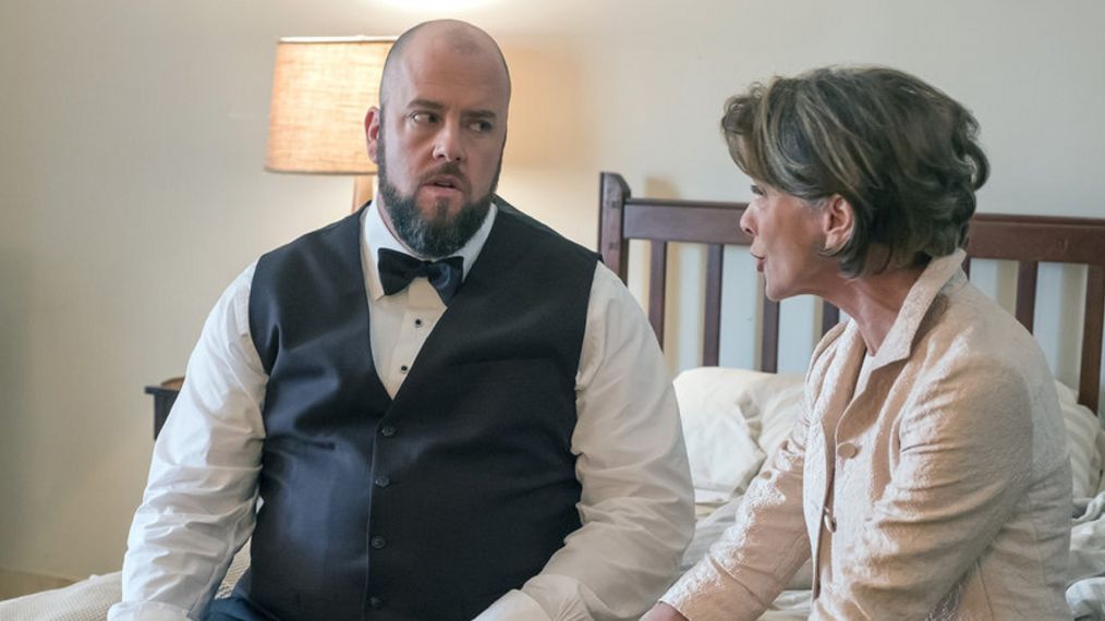 THIS IS US -- 'The Wedding' Episode 218 -- Pictured: (l-r) Chris Sullivan as Toby, Wendie Malick as Mary -- (Photo by: Ron Batzdorff/NBC)