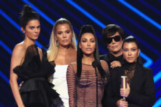 2018 E! People's Choice Awards - Season 44 - Kendall Jenner, Khloe Kardashian, Kim Kardashian West, Kris Jenner, Kourtney Kardashian
