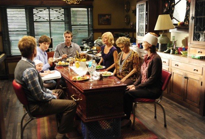 RAISING HOPE - Meet the Grandparents