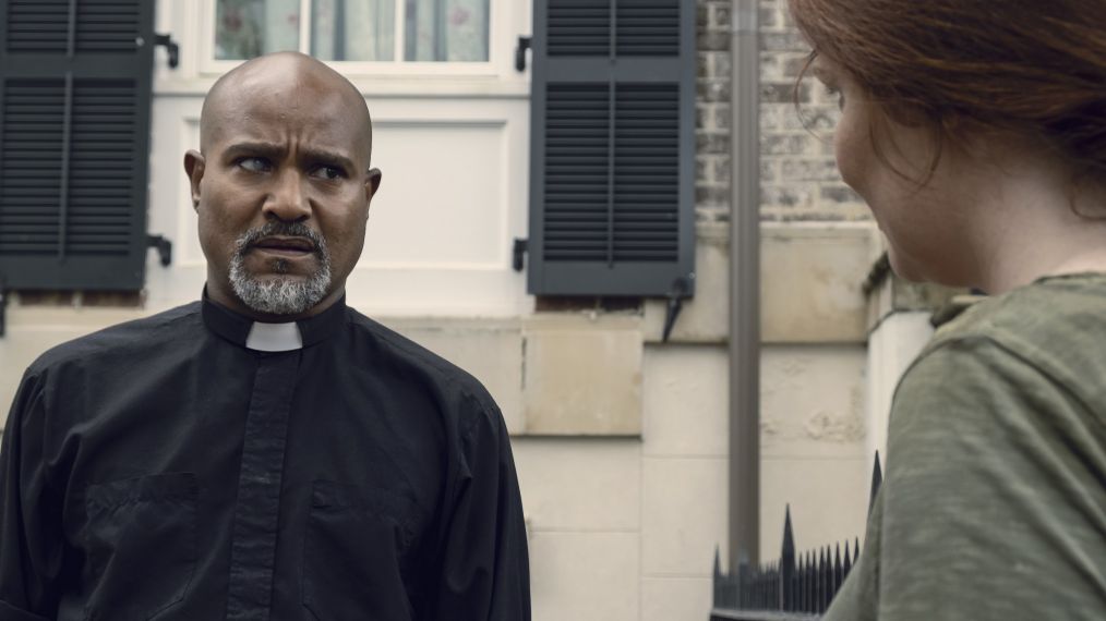 Seth Gilliam as Father Gabriel Stokes - The Walking Dead - Season 9, Episode 8