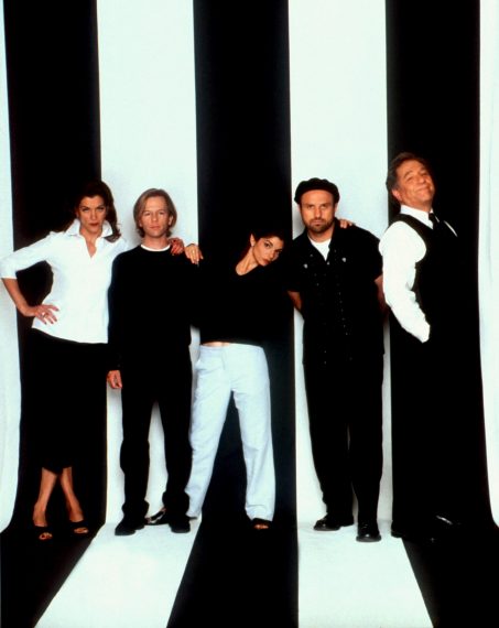 374948 13: The cast of NBC's comedy, "Just Shoot Me." From left to right, Wendie Malick, David Spade, Laura San Giacomo, Enrico Colatoni and George Segal. (Photo by NBC, Inc./Online USA)