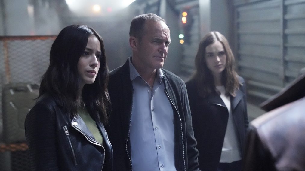 Agents of S.H.I.E.L.D - Chloe Bennet, Clark Gregg, Elizabeth Henstridge