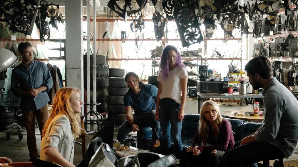 Stephen Moyer, Amy Acker, Blair Redford, Jamie Chung, Natalie Alyn Lind and Sean Teale in the 'eMergence' Season Two premiere episode of The Giften