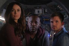 Rufus Lives! First Look at the OG Time Team in NBC's 'Timeless' Finale (PHOTO)