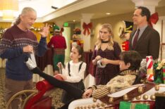 American Housewife – Patrick Duffy, Julia Butters, Meg Donnelly, Daniel DiMaggio, Diedrich Bader - 'Saving Christmas'