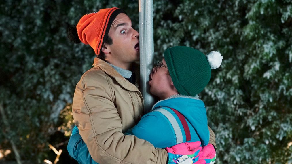 The Goldbergs – Troy Gentile, Sean Giambrone - 'A Christmas Story' - Season 3, Episode 10