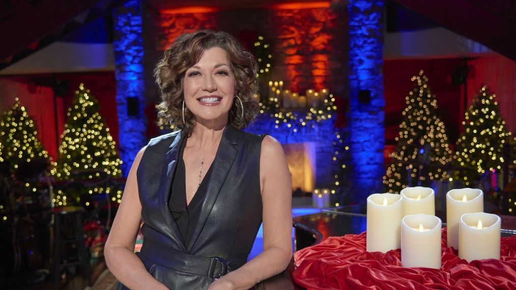 Amy Grant Reveals the Best Part About Working on Her Hallmark Christmas Special – TV Insider