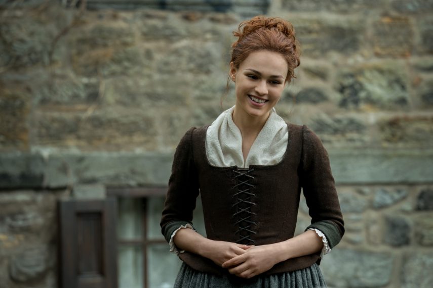 Outlander sales pearl necklace