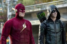 John Wesley Shipp Previews His Return as the Flash in the 'Elseworlds' Crossover