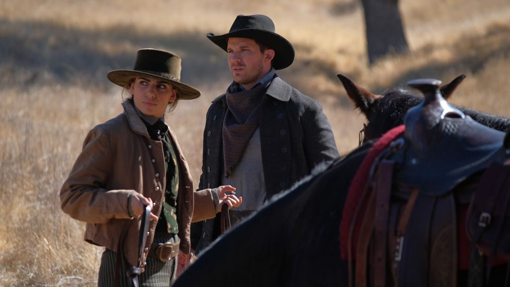 Claudia Doumit as Jiya, Matt Lanter as Wyatt Logan in Timeless - Season 2