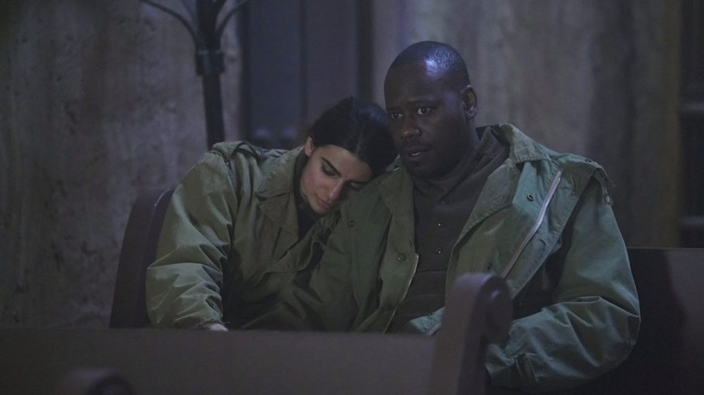 Claudia Doumit as Jiya, Malcolm Barrett as Rufus Carlin in Timeless - Season 2 - 'The Miracle of Christmas Part II'