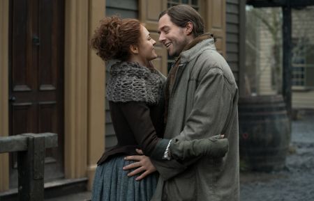 Outlander Season 4 - Sophie Skelton, Richard Rankin