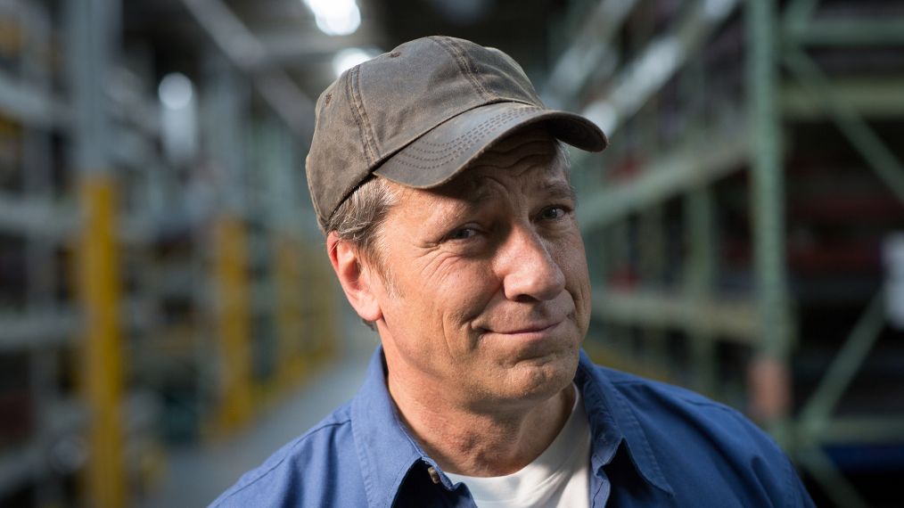 Mike Rowe - Facebook Watch - Returning The Favor Christmas Episode