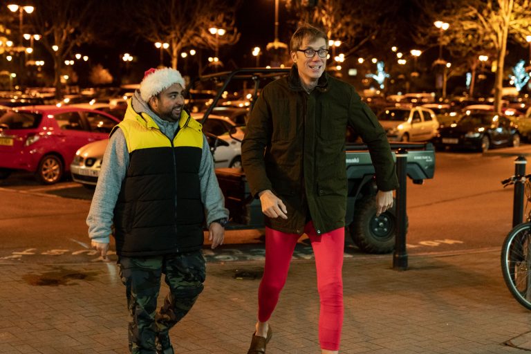 Stephen Merchant Talks His New Christmas Comedy & His 'Office' Reunion