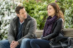 7 Common Tropes Found in Hallmark Holiday Movies (PHOTOS)