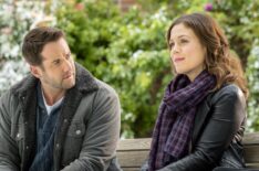 Finding Father Christmas - Niall Matter and Erin Krakow