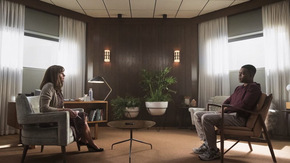 Julia Roberts as Heidi Bergman and Stephan James as Walter Cruz in Homecoming